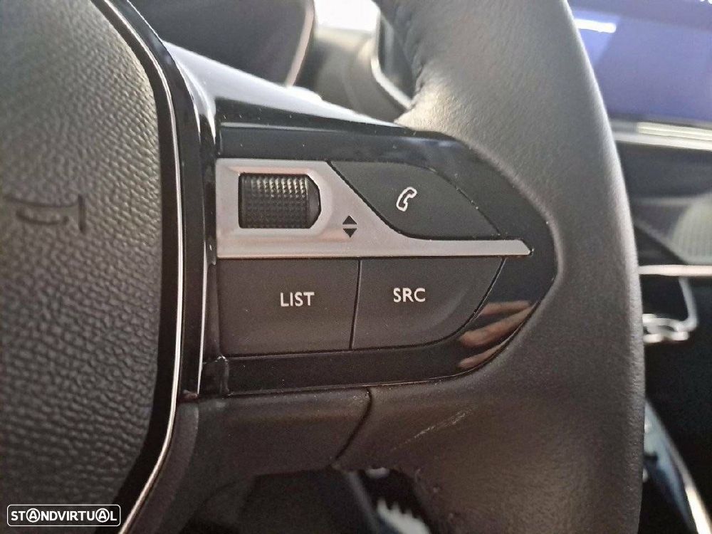 Peugeot 208 1.2 Hybrid Allure e-DCS6 - 17