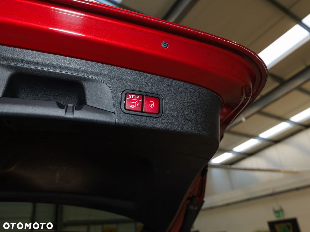 Mercedes-Benz GLE 300 d 4Matic 9G-TRONIC AMG Line - 39