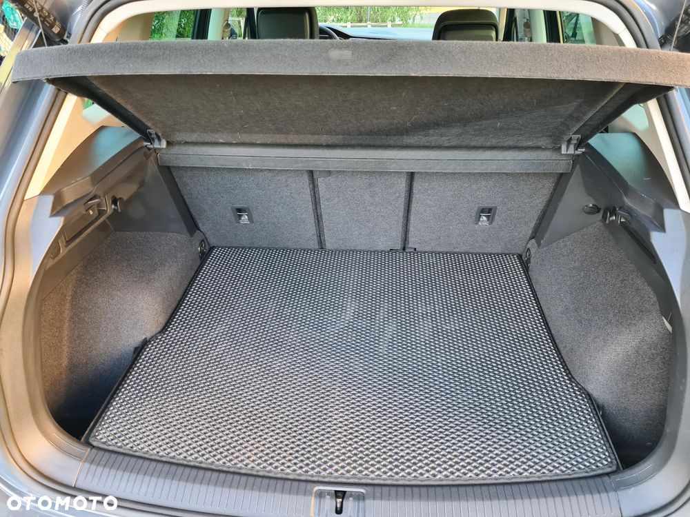 Volkswagen Tiguan 2.0 TDI SCR Elegance DSG - 8