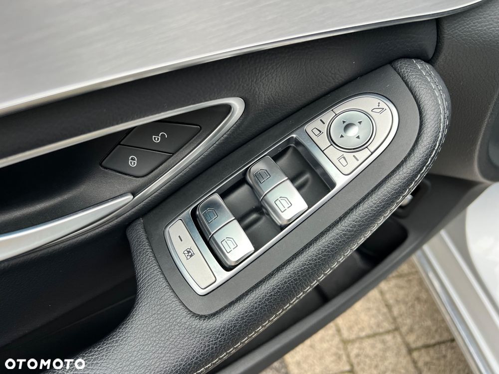 Mercedes-Benz Klasa C 180 9G-TRONIC Avantgarde - 20
