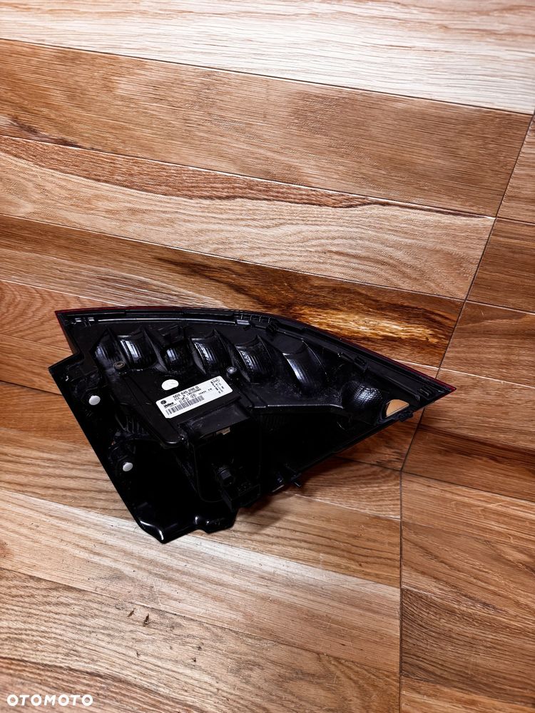 LAMPY TYLNE GOLF 7 KOMPLET - 24