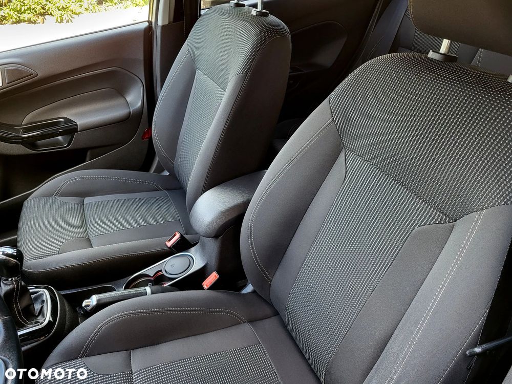 Ford Fiesta 1.0 EcoBoost STart-Stop Titanium - 28