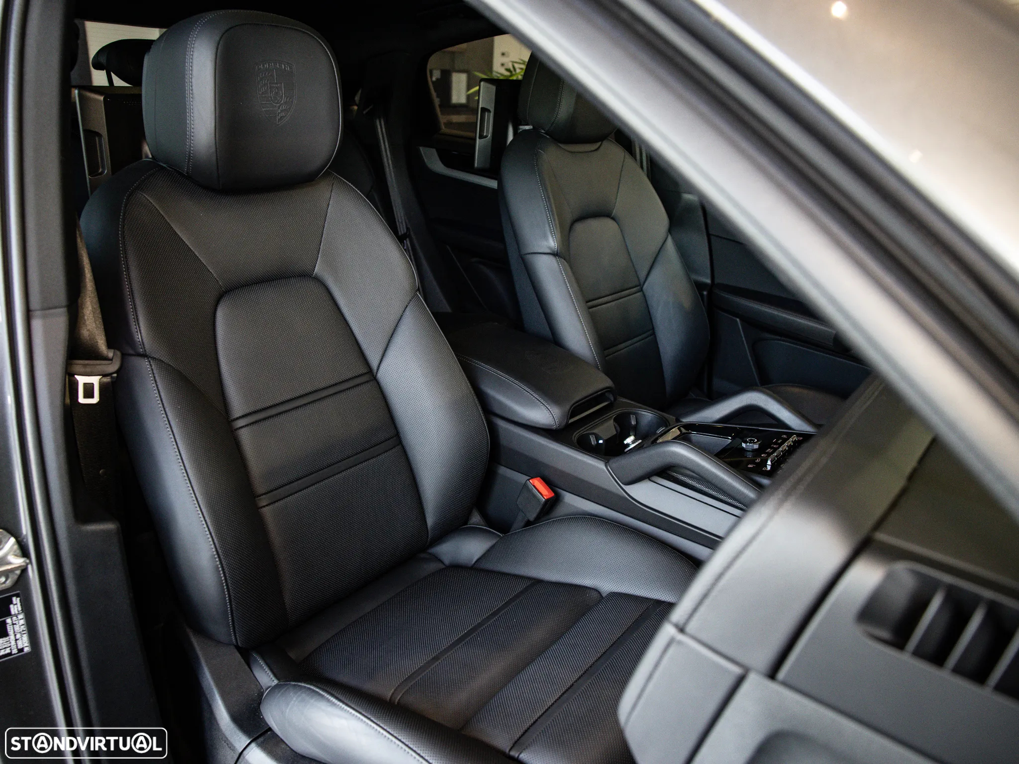 Porsche Cayenne Coupé E-Hybrid - 58
