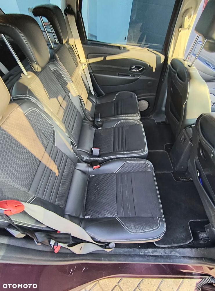 Renault Grand Scenic - 8