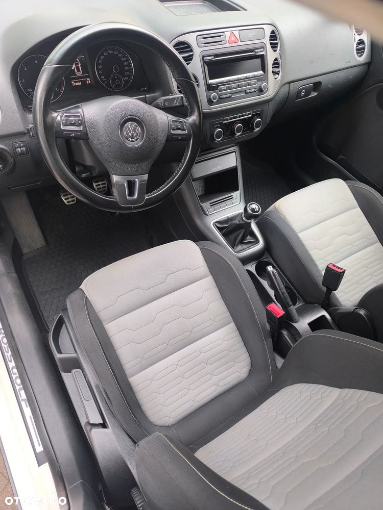 Volkswagen Golf Plus - 9