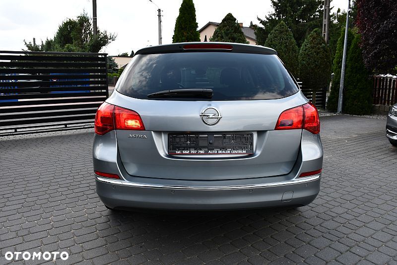 Opel Astra 1.4 Turbo Sport - 28
