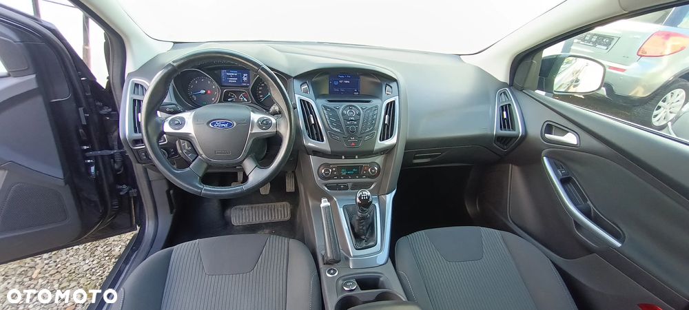 Ford Focus 1.6 FF Titanium - 28