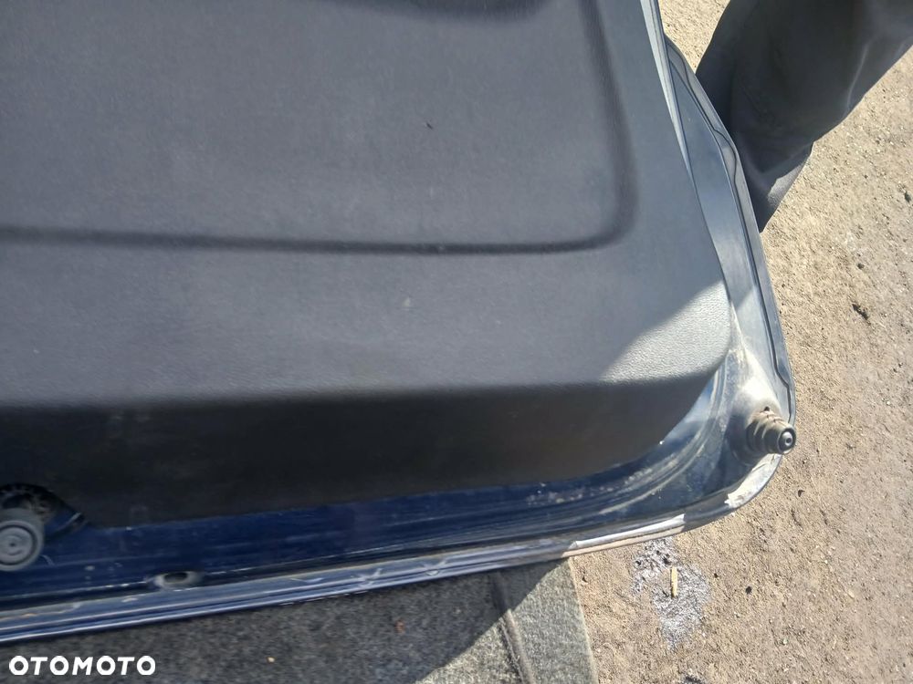 Fiat Grande Punto Klapa bagażnika kod lakieru 475 - 9