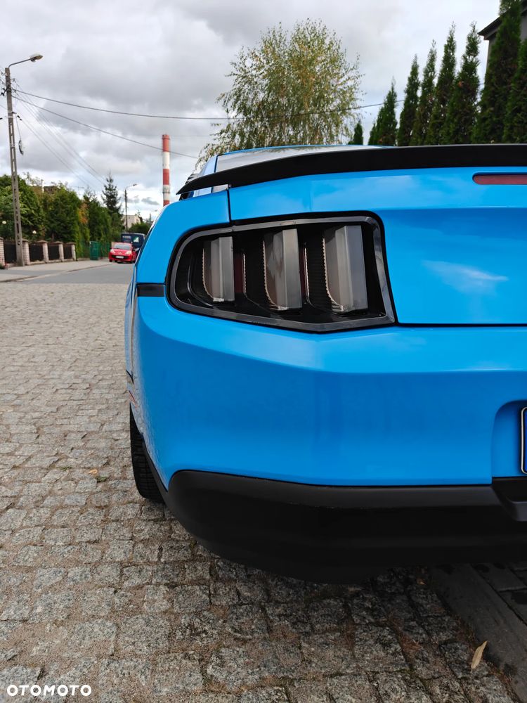 Ford Mustang - 27