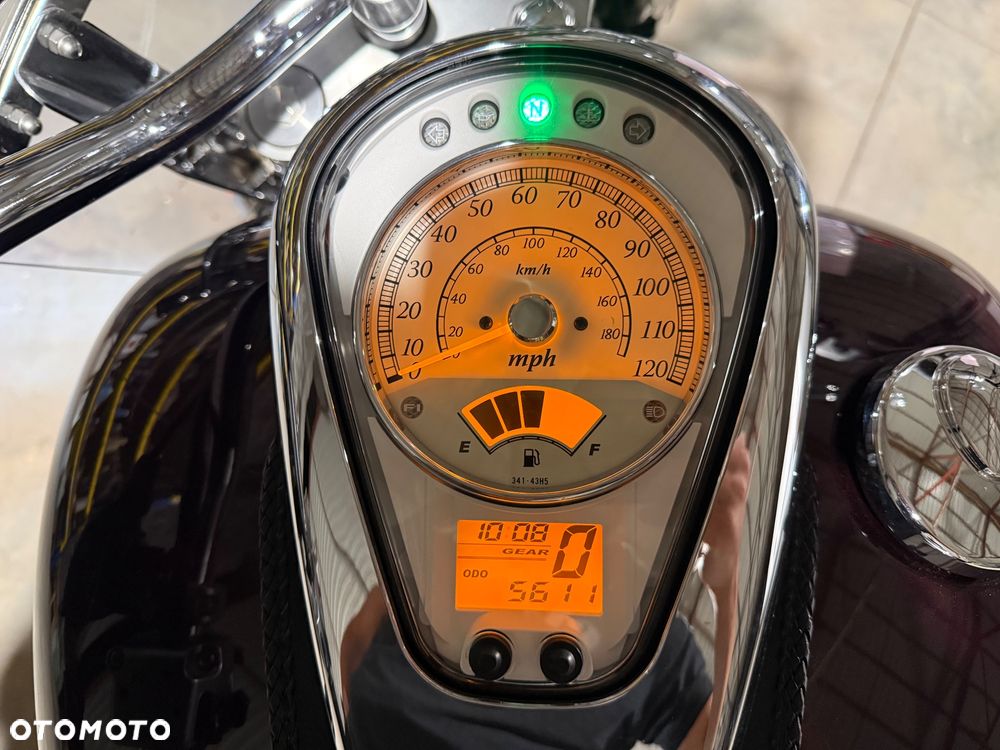 Suzuki Boulevard - 8