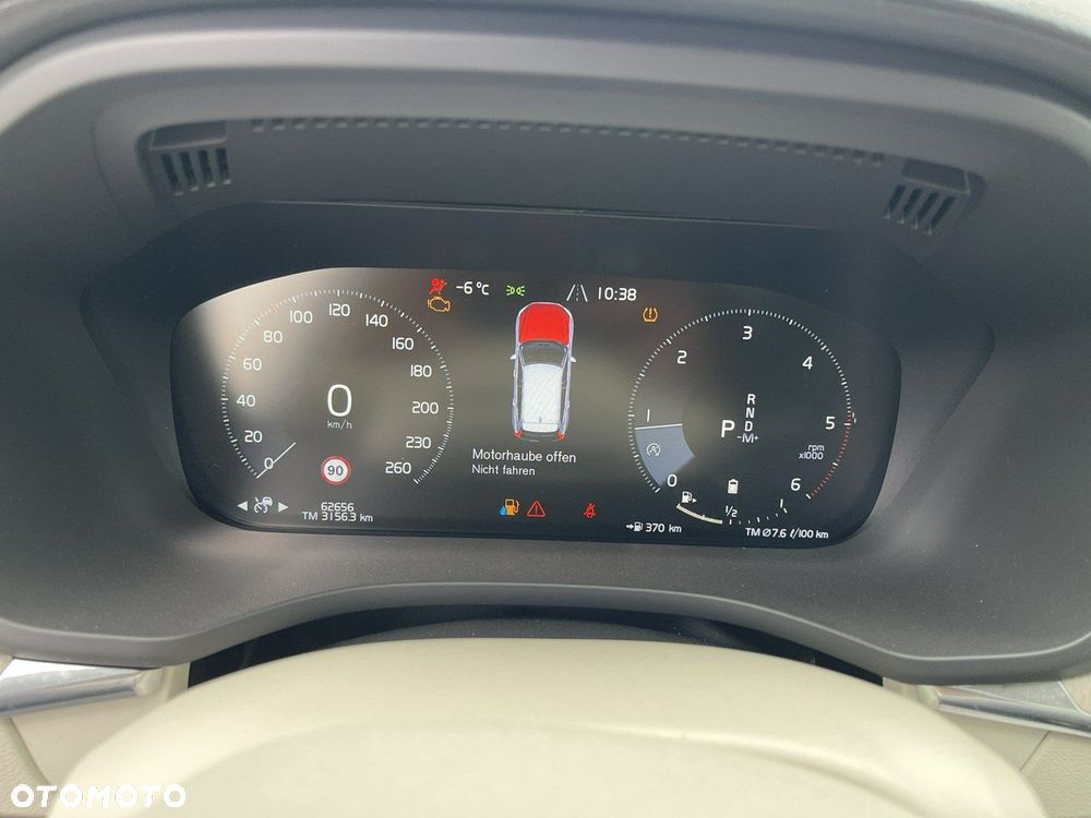 Volvo XC 60 B5 D AWD Ultimate Bright - 11