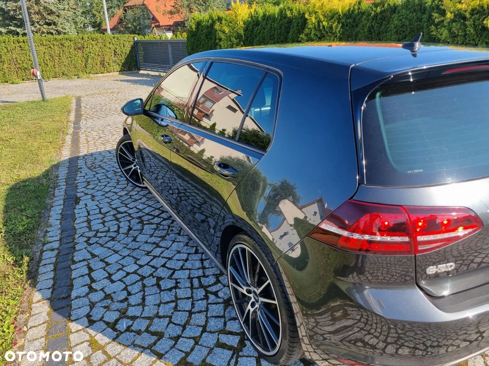 Volkswagen Golf GTD 2.0 TDI SCR DSG - 4