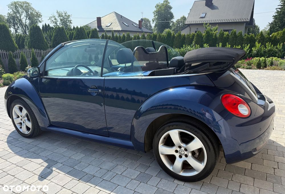 Volkswagen New Beetle 2.0 - 14