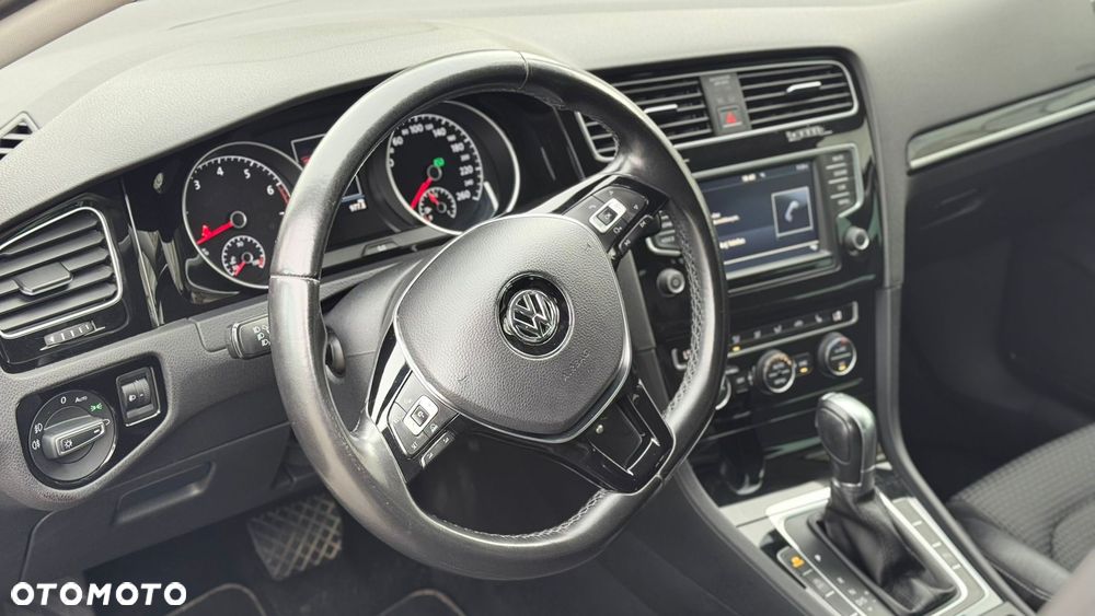 Volkswagen Golf 1.4 TSI ACT BlueMotion Technology DSG Highline - 23