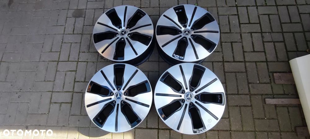 FELGI ALUMINIOWE STOPNIOWANE 5x112 2x 8Jx19 CALI  ET34 2934011200 2x 7,5Jx 19 CALI ET32 fi 66,6 MERCEDES EQC GLA GLC  4 SZTUKI KOMPLET - 1