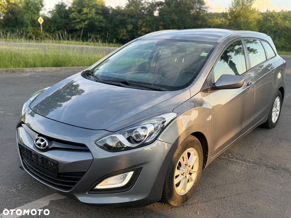 Hyundai i30 1.4 Comfort EU5 - 6