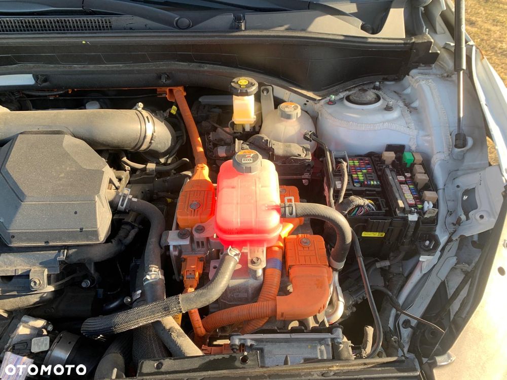 Hyundai Santa Fe 1.6 HEV 2WD 6-Sitzer Signature - 12