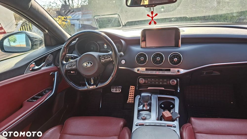 Kia Stinger 2.2 CRDi GT Line - 9