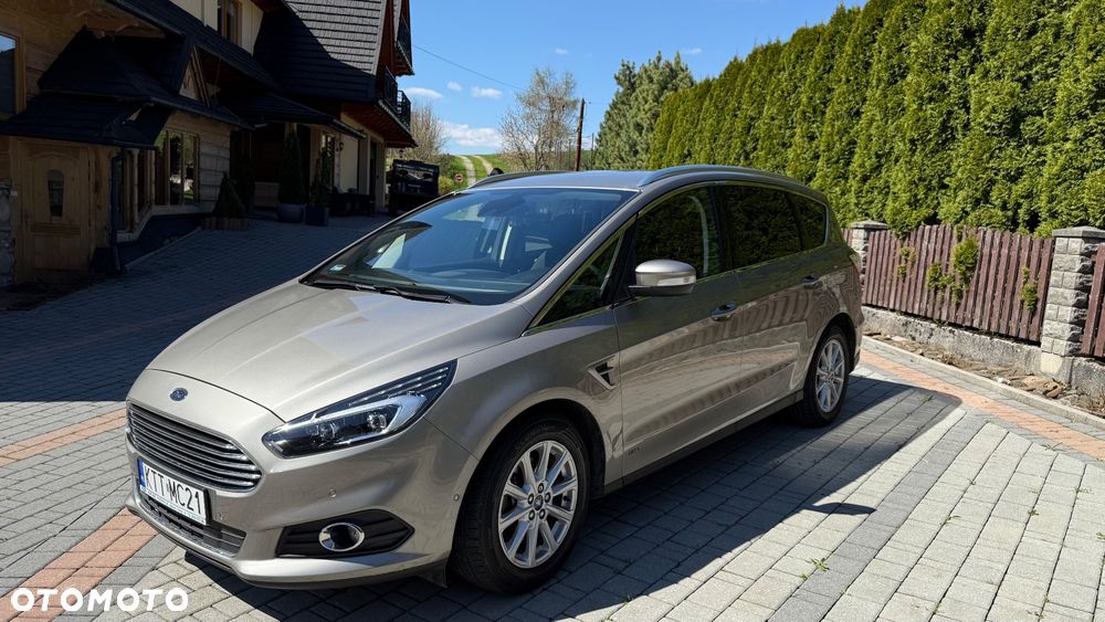 Ford S-Max 2.0 TDCi 4WD Titanium PowerShift - 6