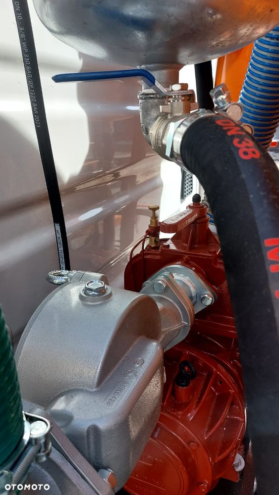 Iveco Daily 70C18 - 18