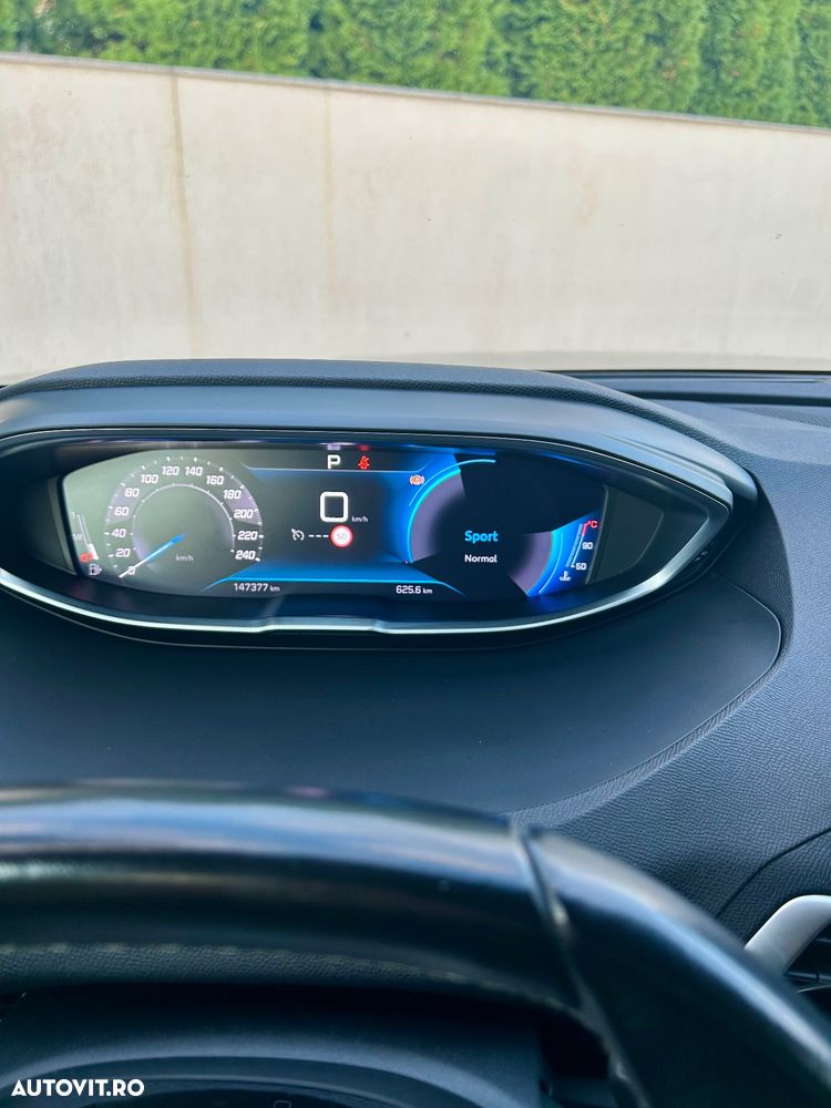 Peugeot 3008 1.5 BlueHDI 130 EAT8 Allure Pack - 39