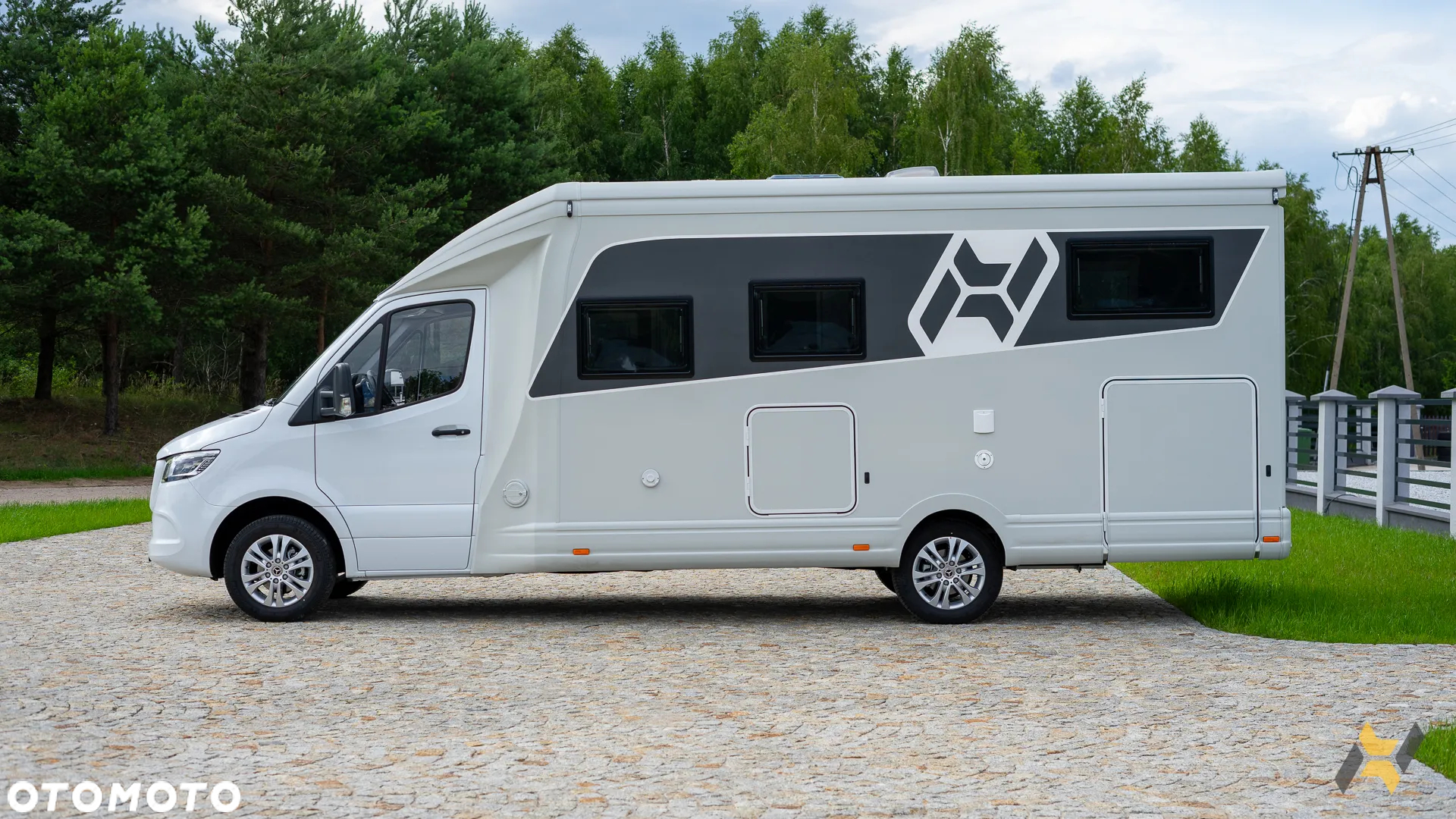 Mercedes-Benz Hype 760 - 4