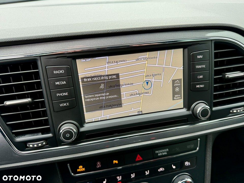 Seat Leon 1.4 TSI Start&Stop FR - 23