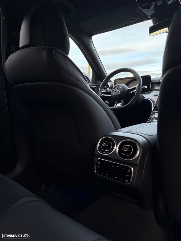 Mercedes-Benz C 300 e AMG Line - 11