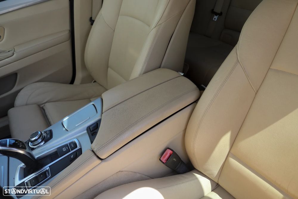 BMW 520 d Auto - 19