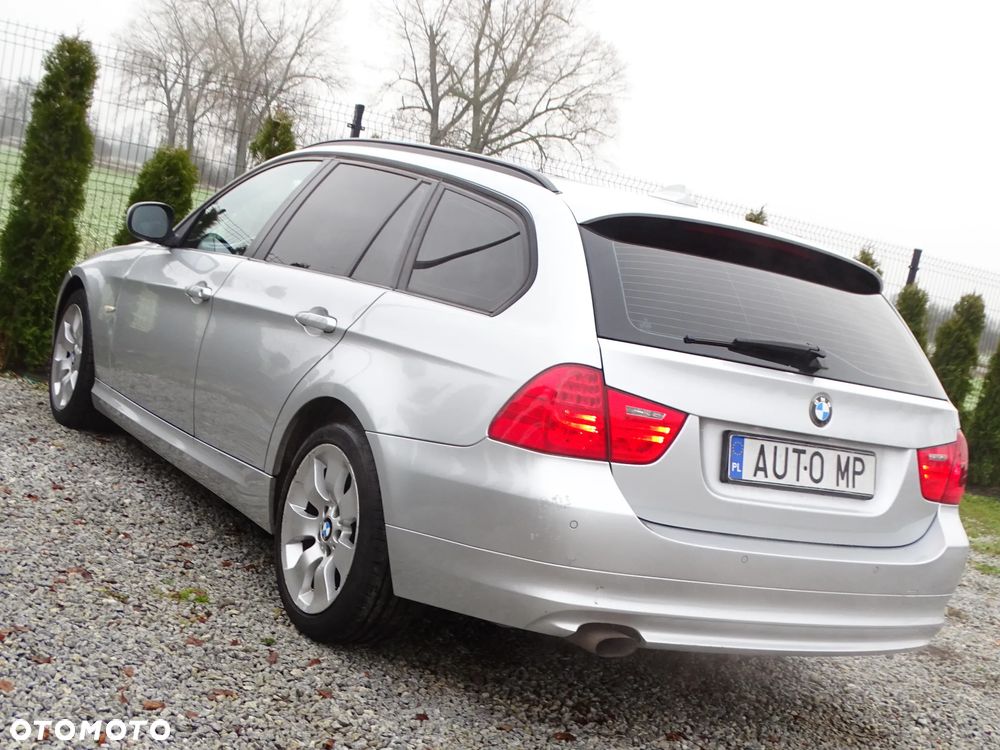 BMW Seria 3 - 34