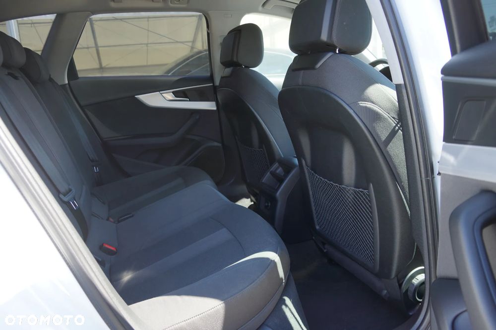 Audi A4 Allroad 2.0 TDI Quattro S tronic - 30