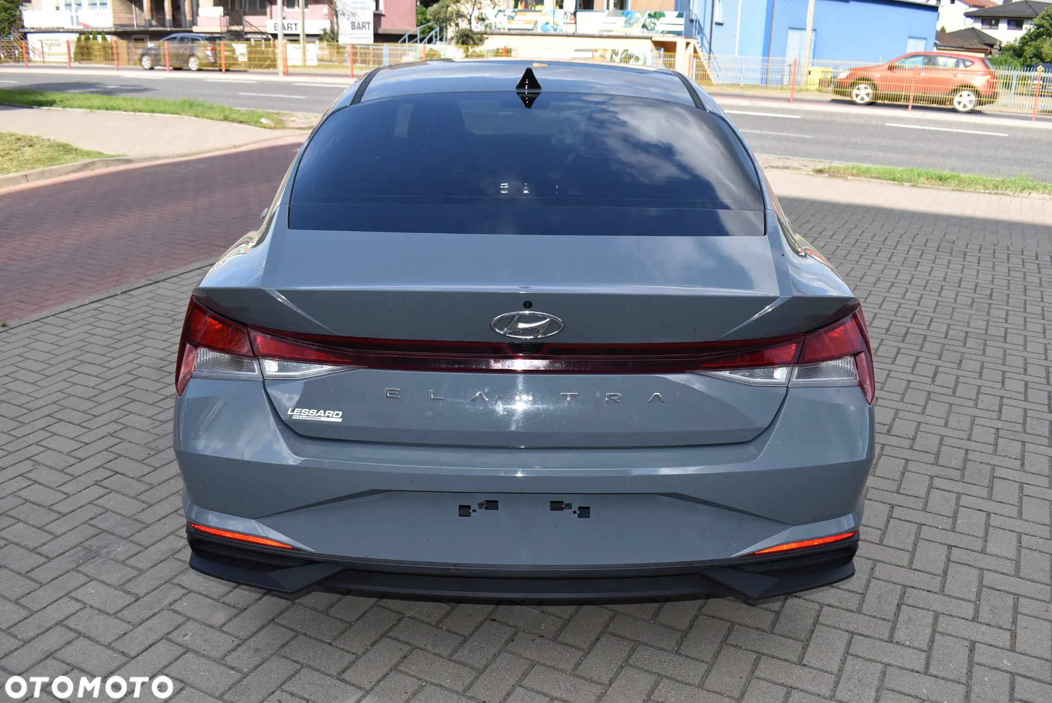 Hyundai Elantra - 6