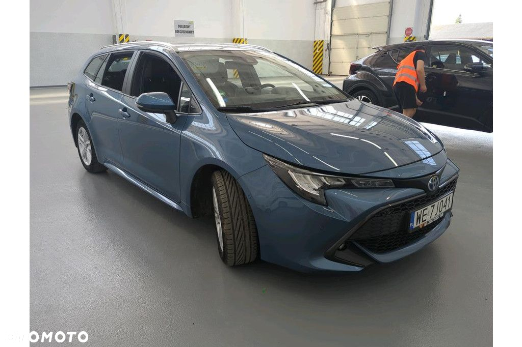 Toyota Corolla - 4