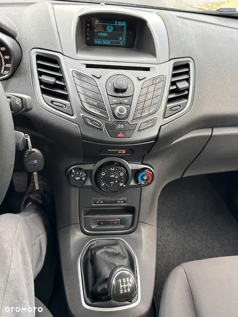 Ford Fiesta 1.6 TDCI Champions Edition - 13