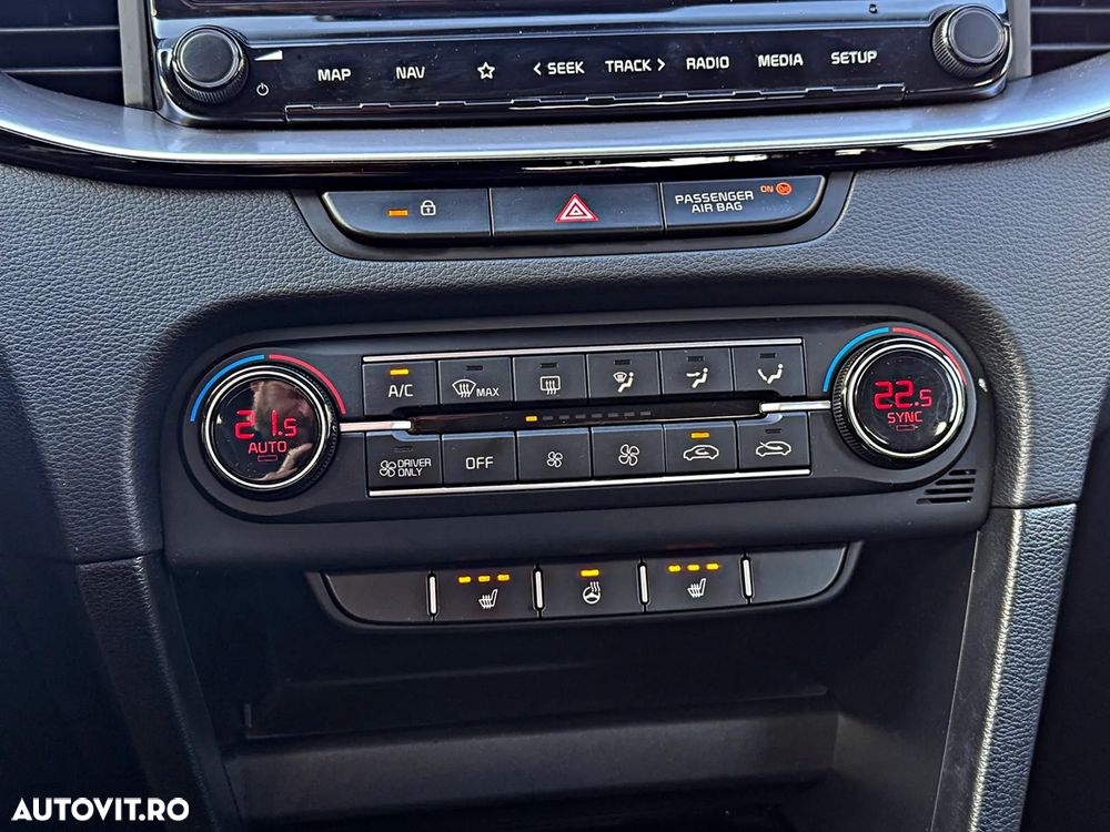 Kia Ceed - 13