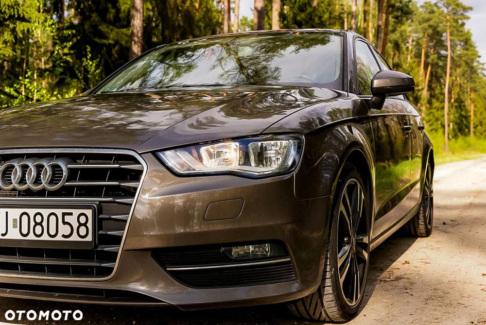 Audi A3 Sportback - 2