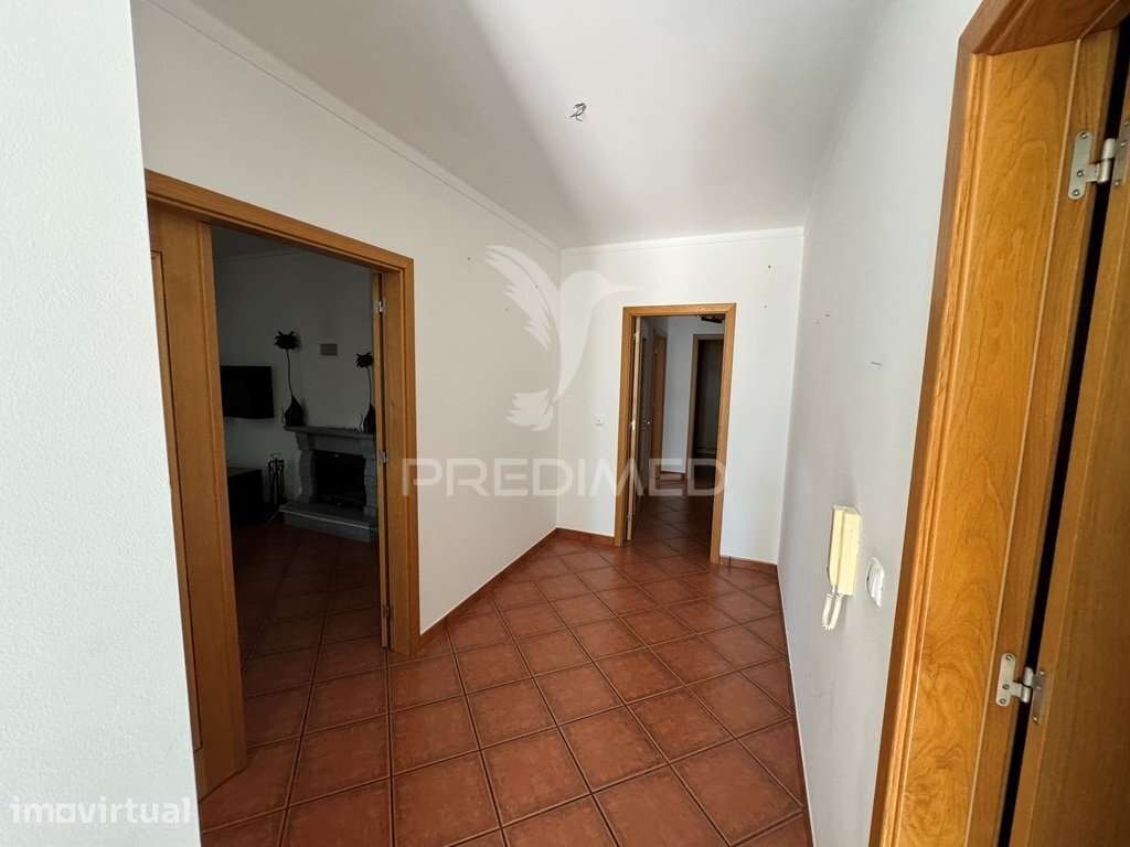 Primeiro Andar de Moradia - Grande imagem: 5/16