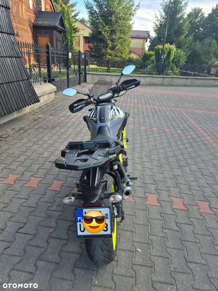 Yamaha MT - 8