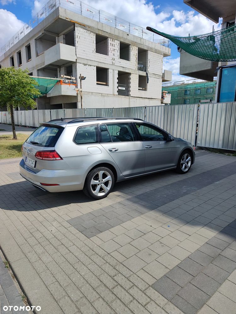 Volkswagen Golf - 4