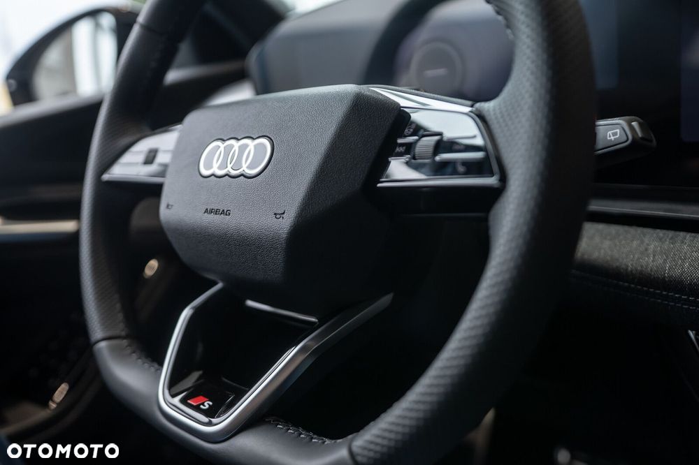 Audi Q6 e-tron - 30