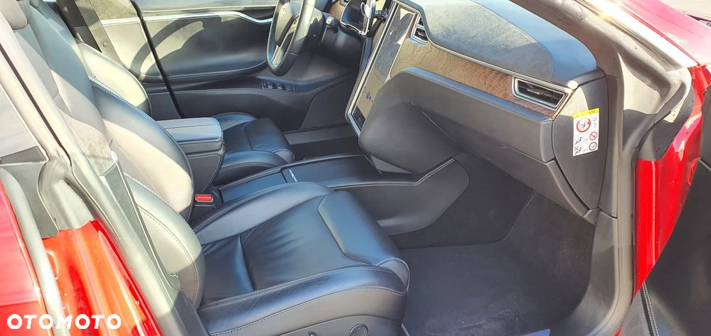 Tesla Model S Long Range Plus - 22