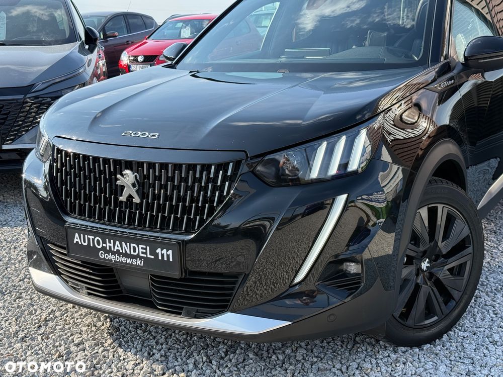Peugeot 2008 - 4