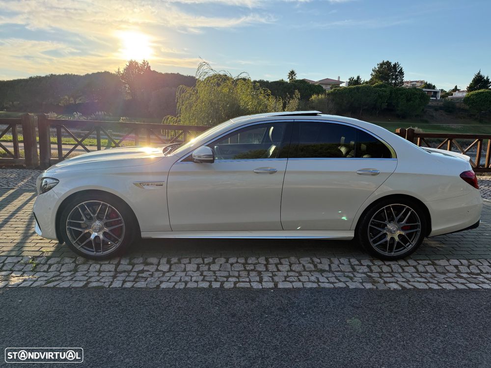 Mercedes-Benz E 63 AMG S 4-Matic+ - 5