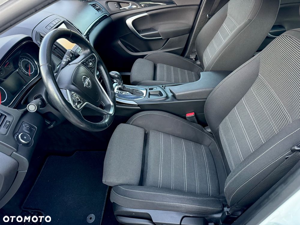 Opel Insignia 2.0 CDTI automatik Active - 10
