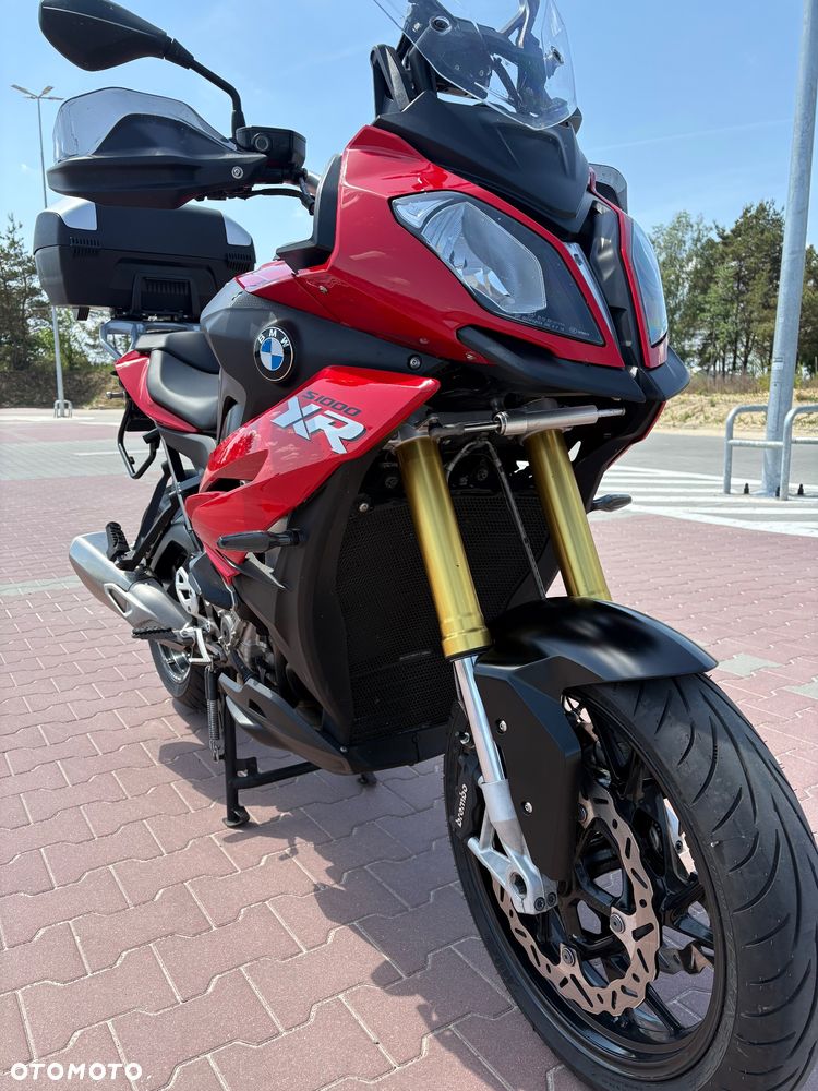 BMW S - 5