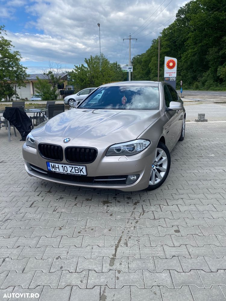 BMW Seria 5 520d xDrive - 1