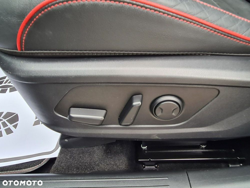Hyundai Tucson 1.6 T-GDi HEV N Line 2WD - 32