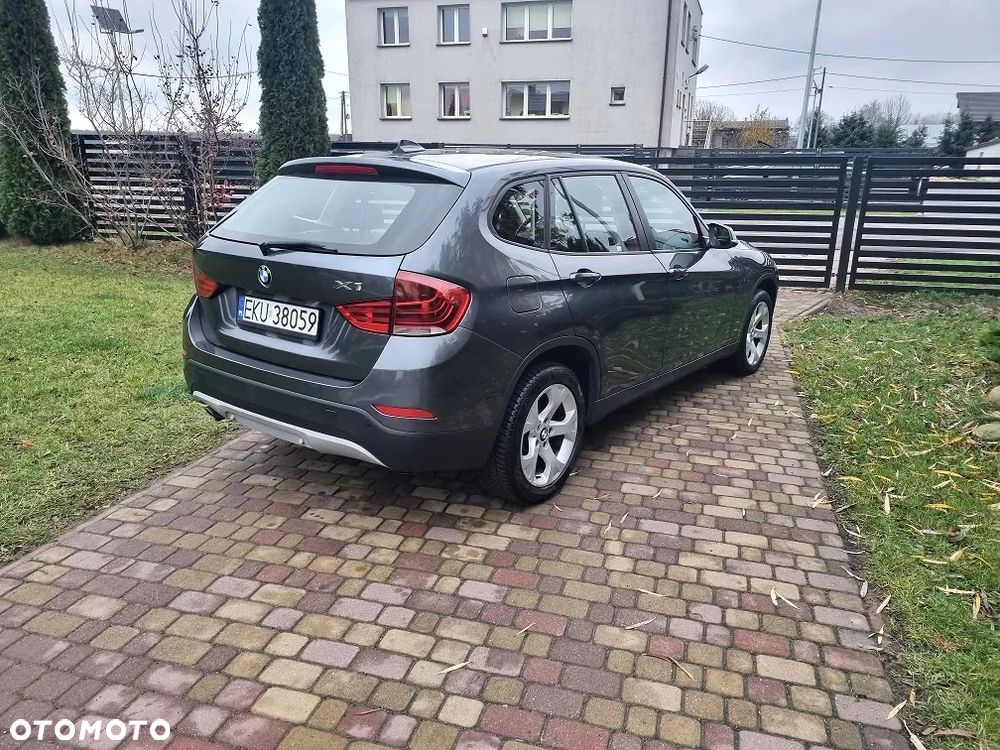 BMW X1 sDrive18d xLine - 14