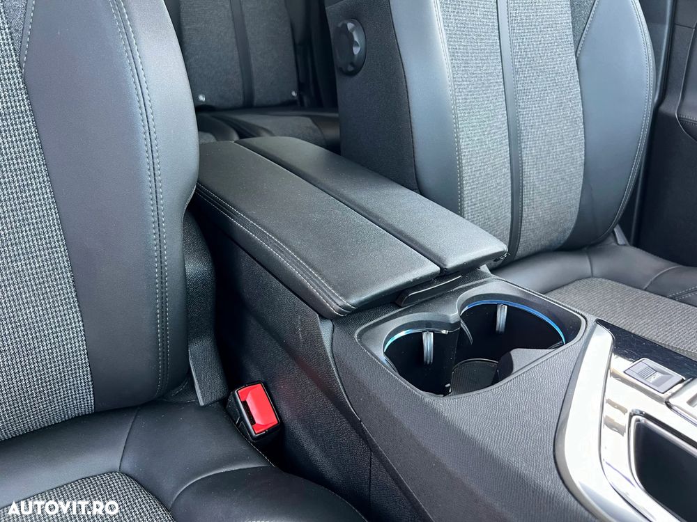 Peugeot 5008 BlueHDI 130 EAT8 Allure Pack - 10