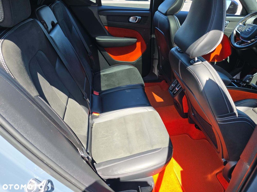 Volvo XC 40 T5 AWD R-Design - 10